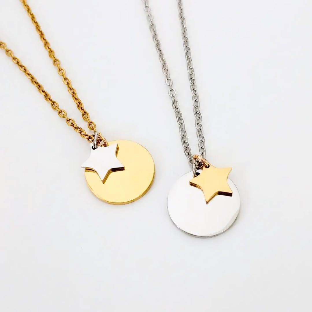 Collar medalla y estrella colgante