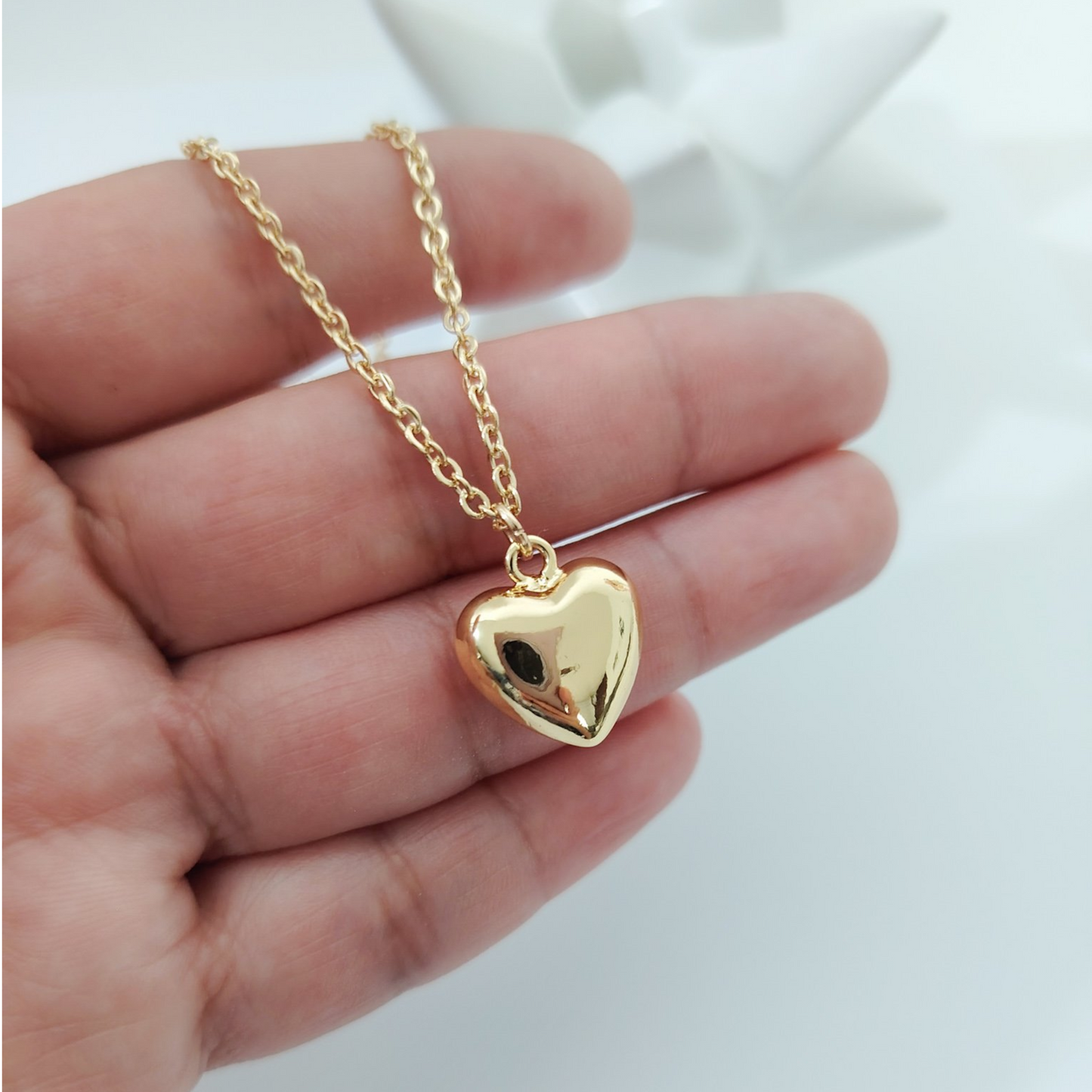 Collar dije corazón dorado