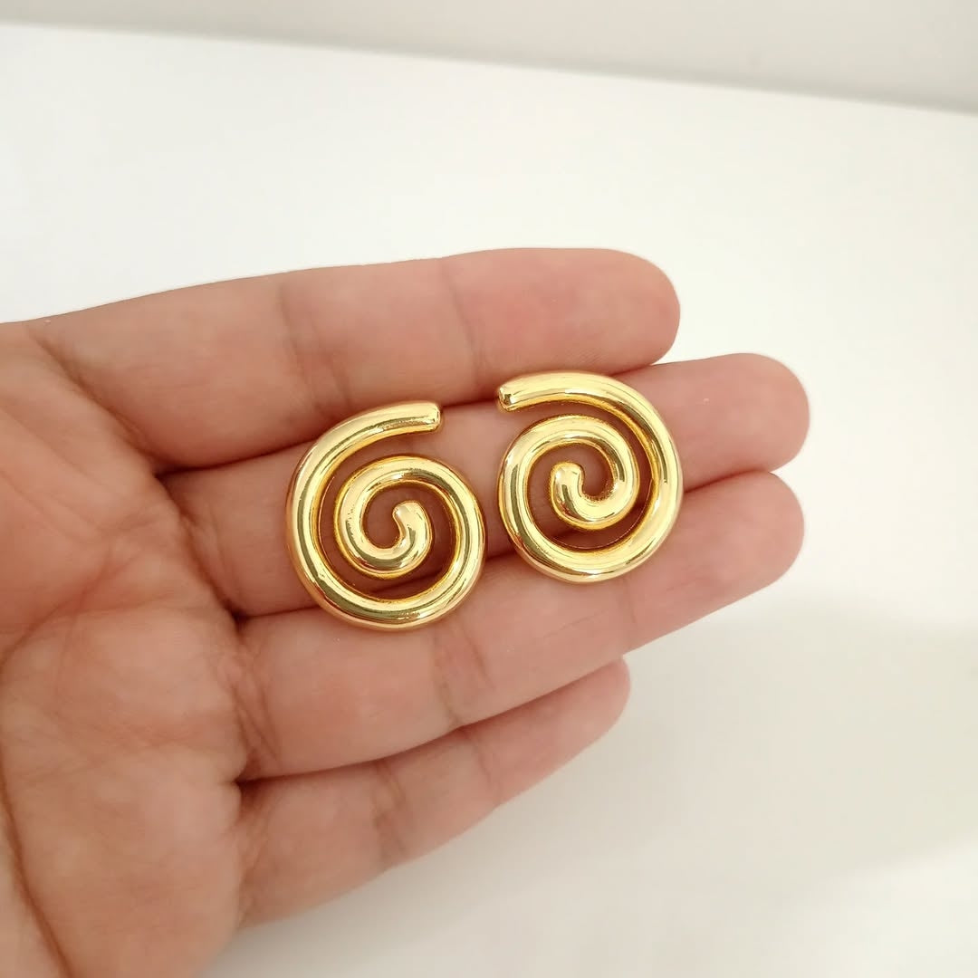Arete espiral dorado