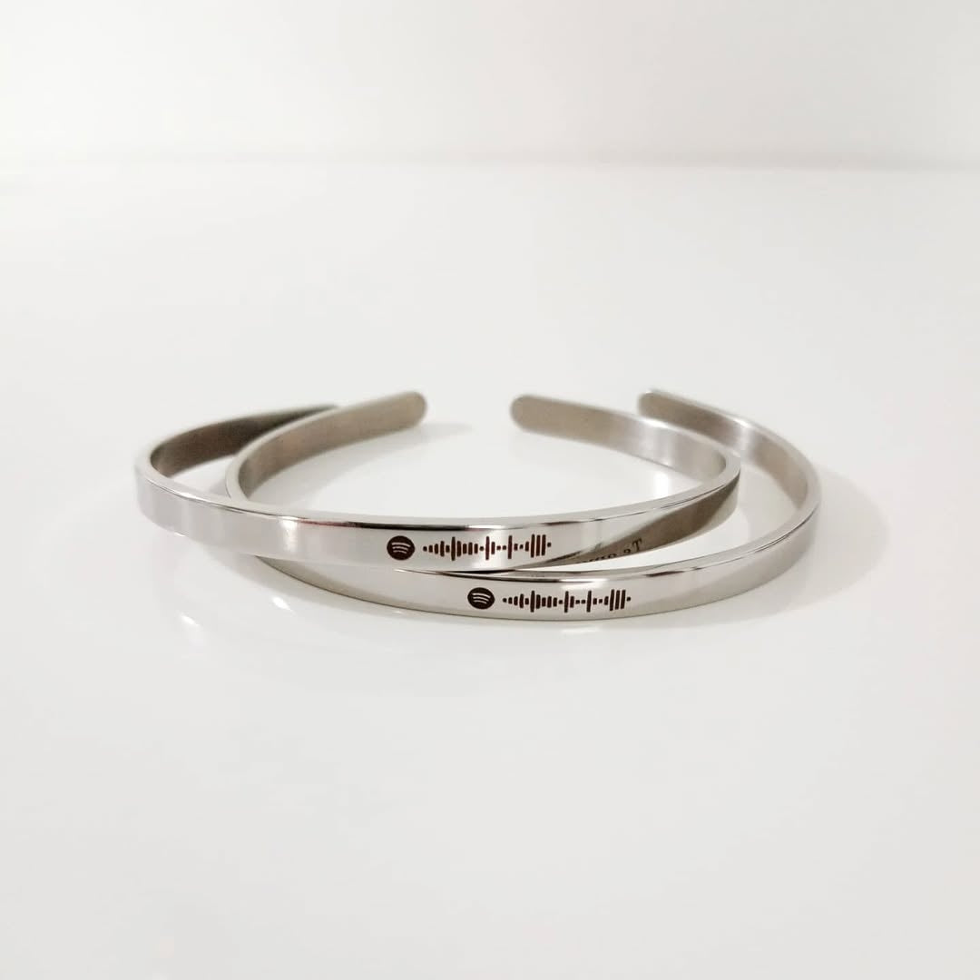 Duo de brazalete plateado