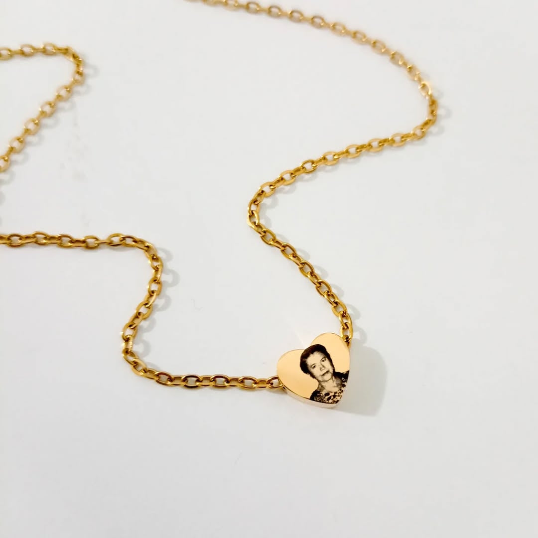 Collar corazón transversal con foto