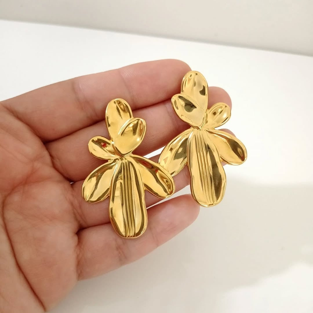 Arete flor irregular