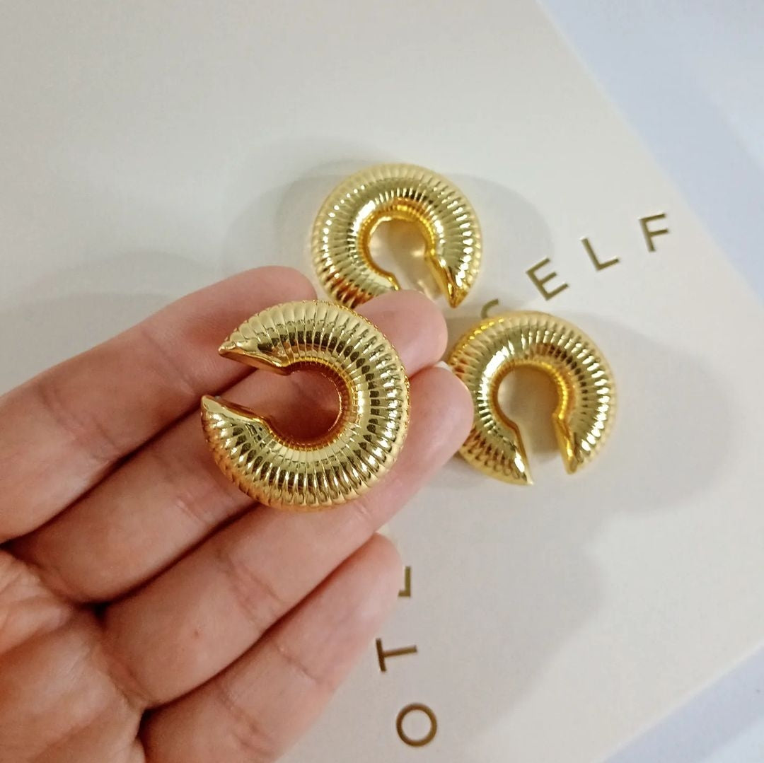 Ear cuff gruesa