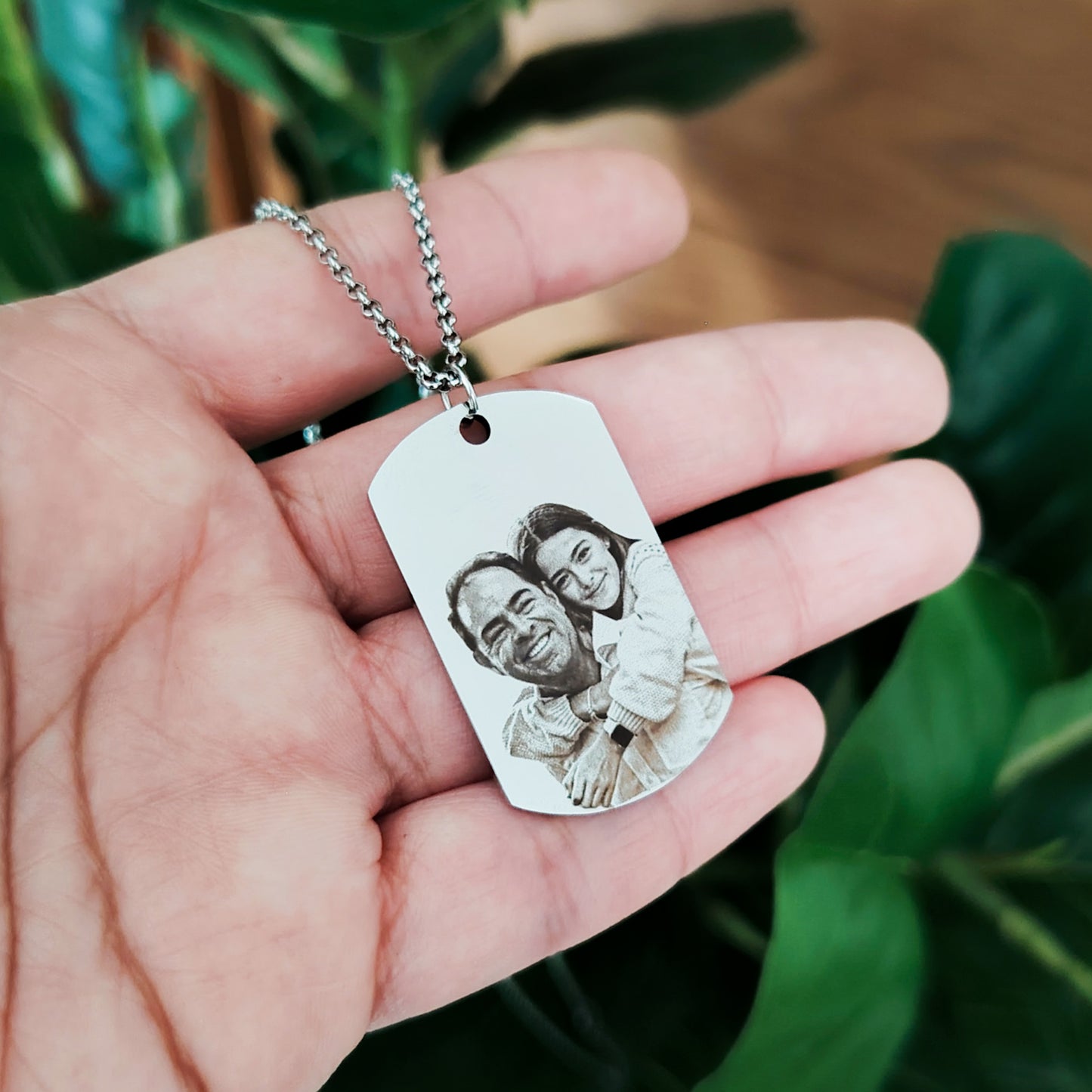 Collar placa militar