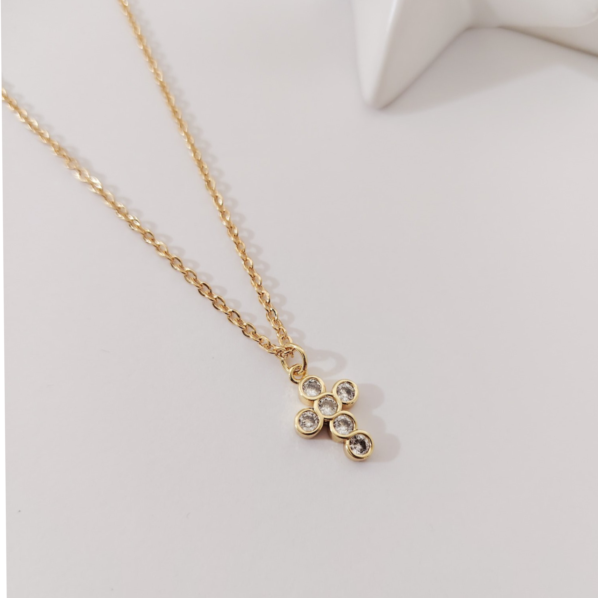 Collar cruz zirconias