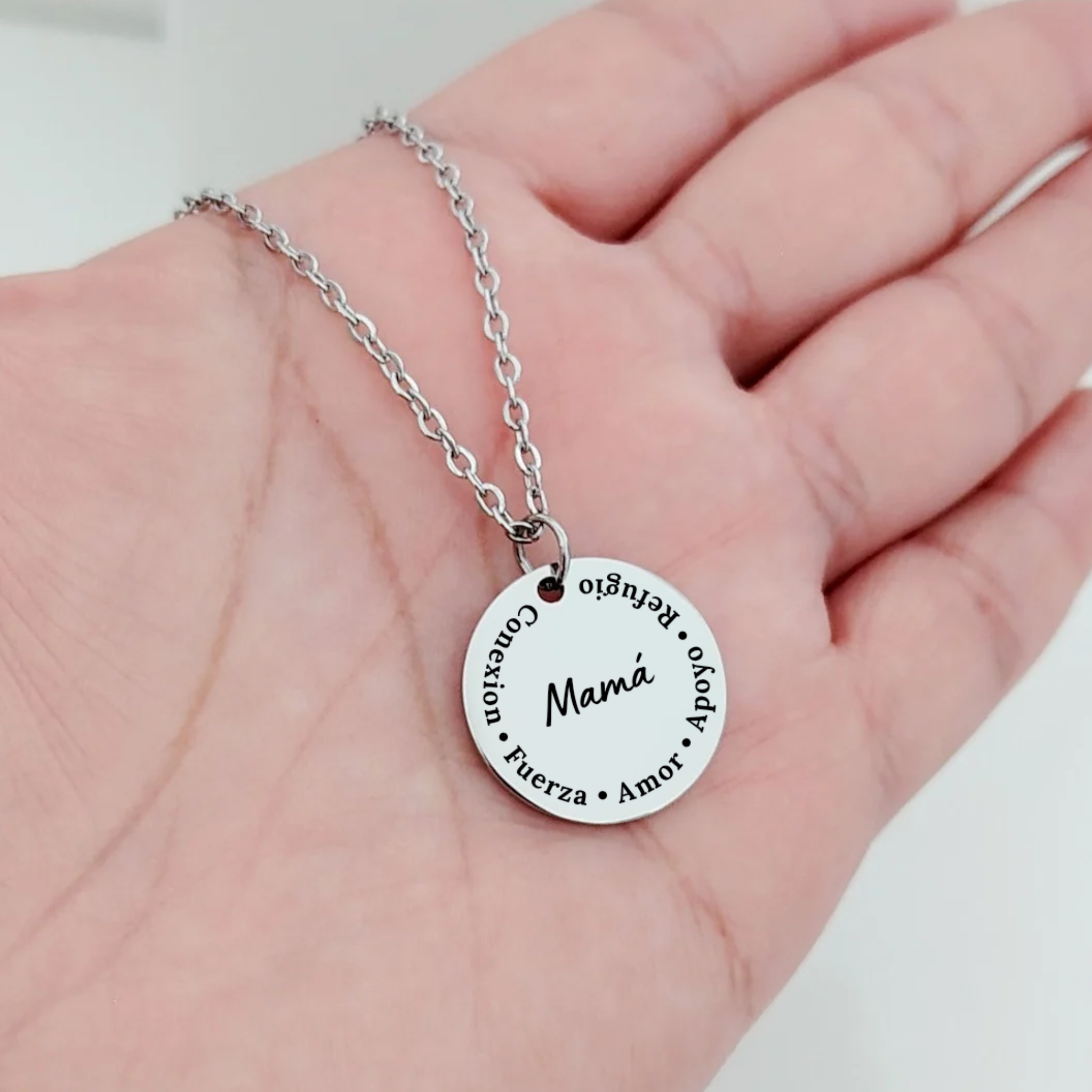 Collar medalla mamá