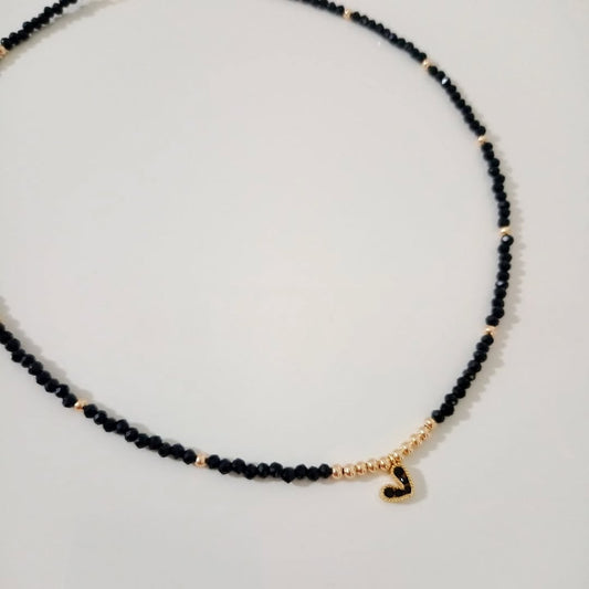 Collar corazón negro colgante