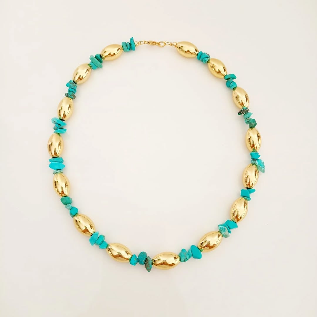 Collar óvalo piedra