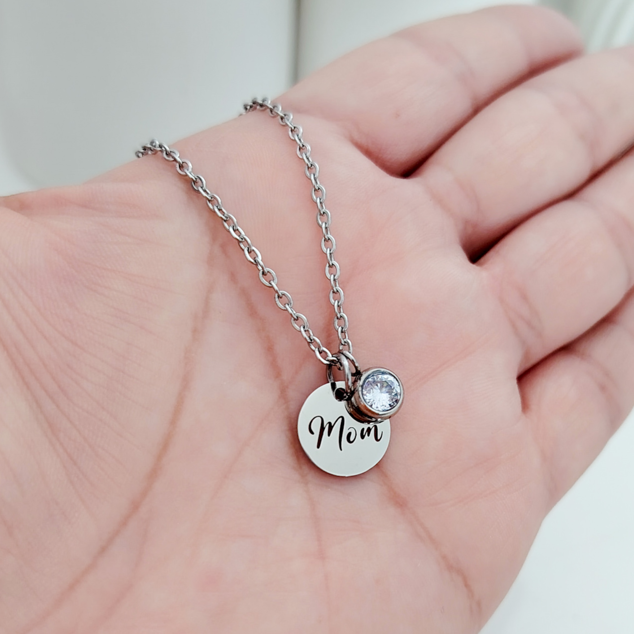 Collar mini medalla mom