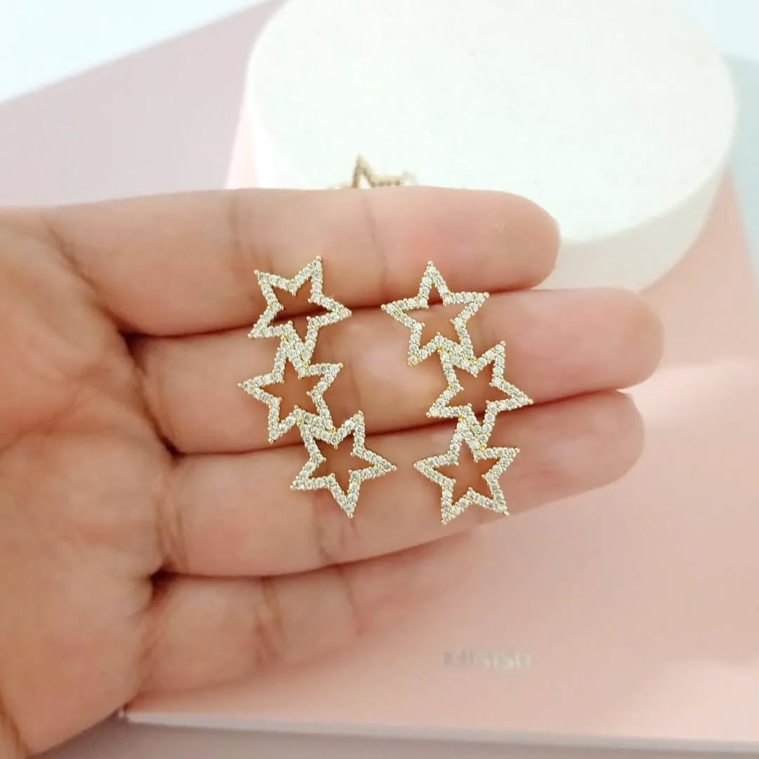 Arete tres estrellas zirconias