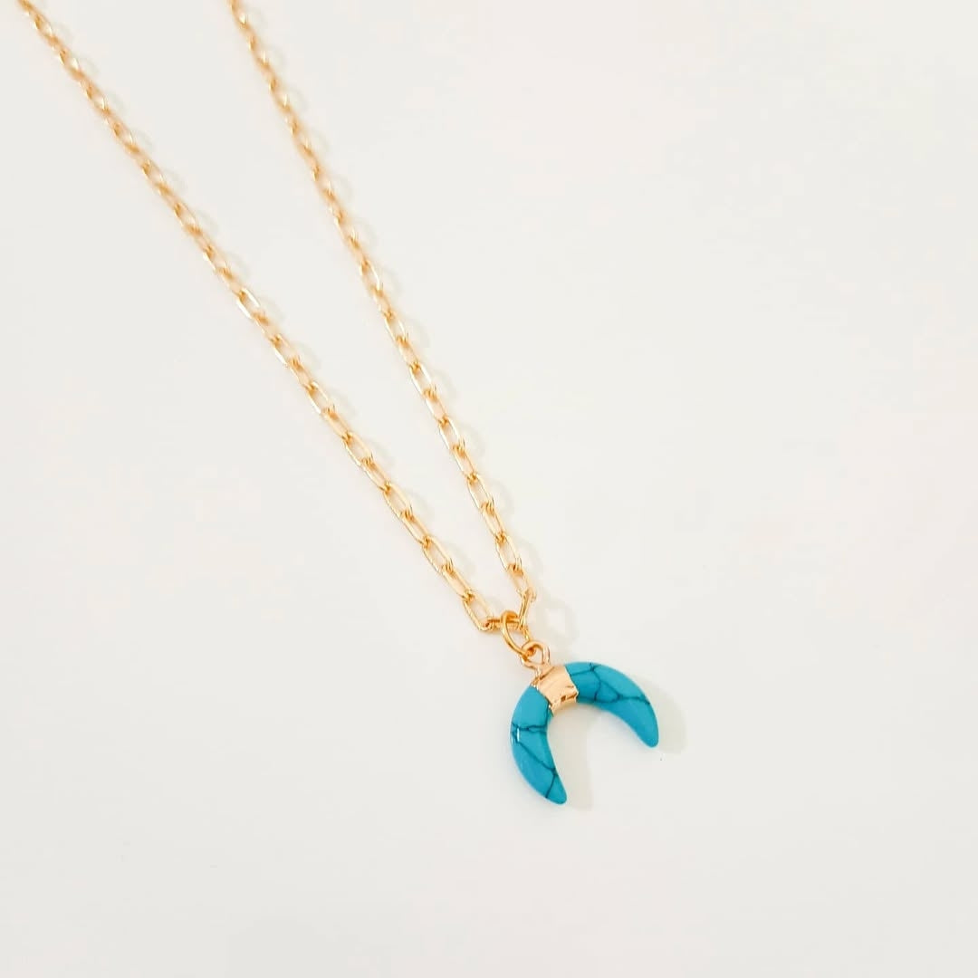 Collar ojito y collar cuerno turquesa (piezas por separado)