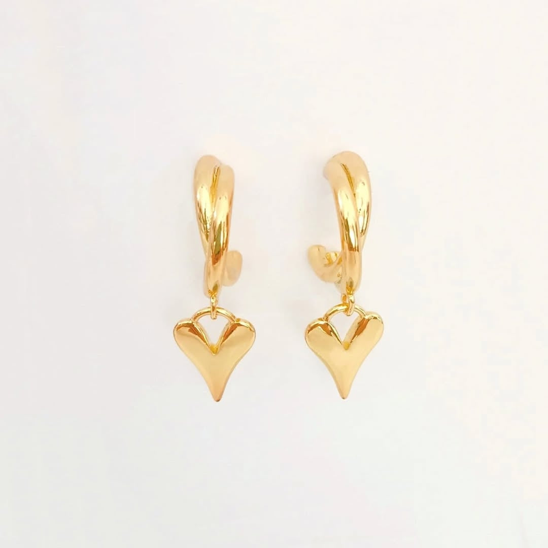 Arracada corazón colgante