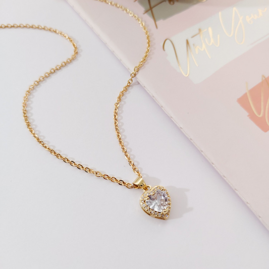 Collar dije corazón con zirconias
