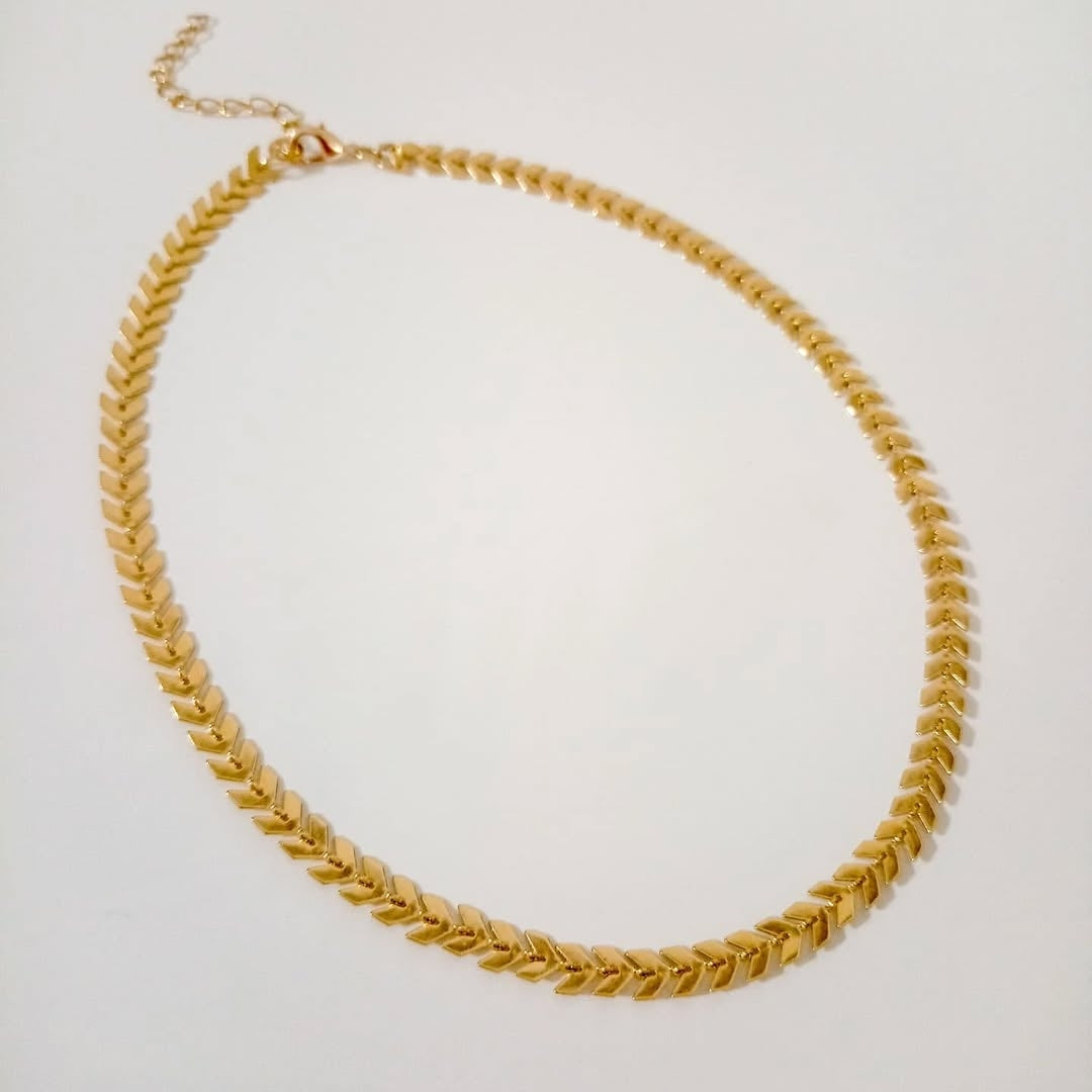Choker dorado y collares turquesas (piezas por separado)