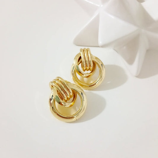 Aretes y Arracadas doradas