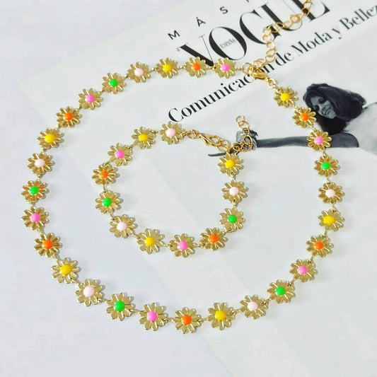 Choker y Pulseras flores de  colores (piezas por separado)