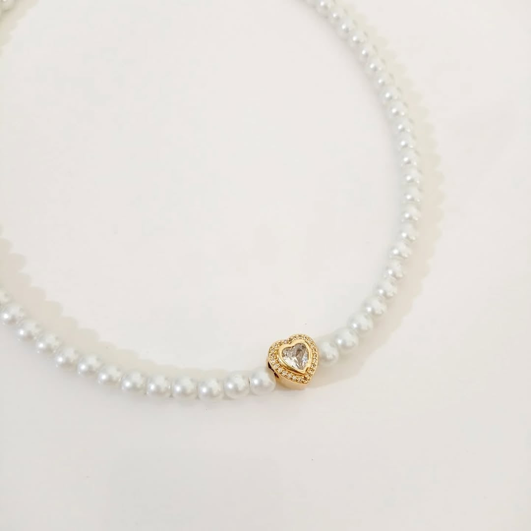 Collar perlas con corazón y collar dije corazón zirconias (piezas por separado)