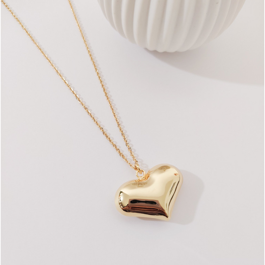 Collar corazón inflado