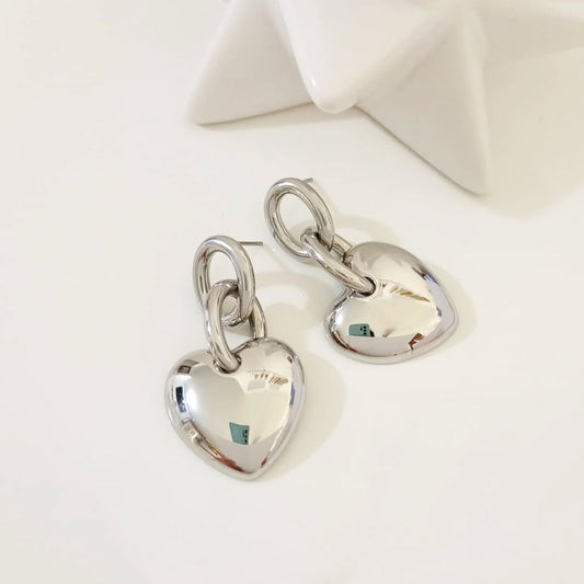 Arete corazón colgante